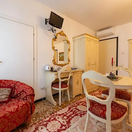 Aquavenice Locazione Turistica 2*
